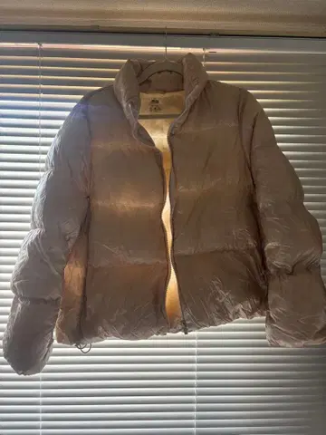 유니클로 울트라 라이트 다운