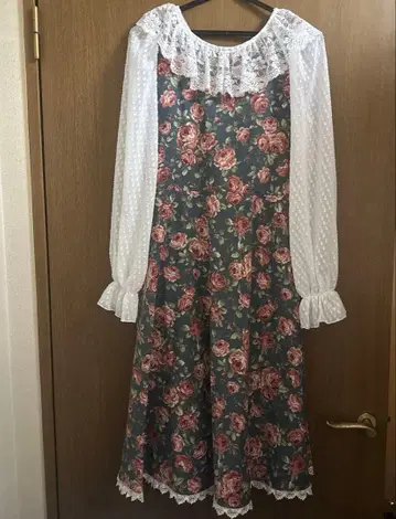 marcHenTica 메르헨티카 위로리아 로즈 원피스