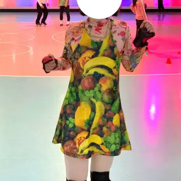 후르츠 패턴 슬리브리스 미니 원피스