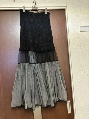 melt the lady 샤샤 스커트