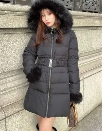 RESEXXY 후드 부착 다운 코트