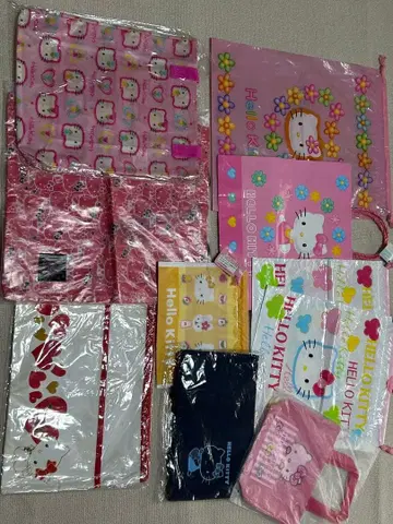 산리오 레트로 헬로키티 가방 세트