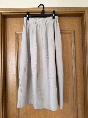 요건 레일 울 100% 롱 스커트