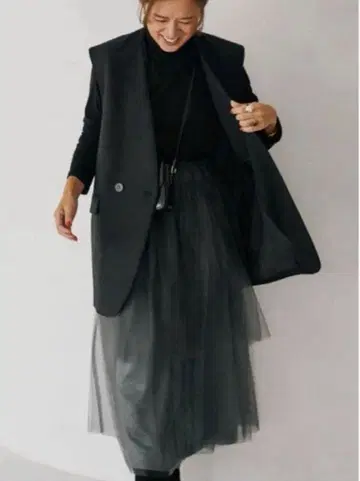 휴엘 뮤지엄 HLM 튤 새틴 스커트