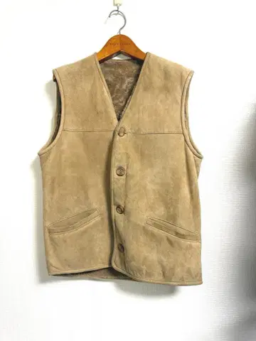 불가리제 양가죽 무스탕 보아 베스트 베이지