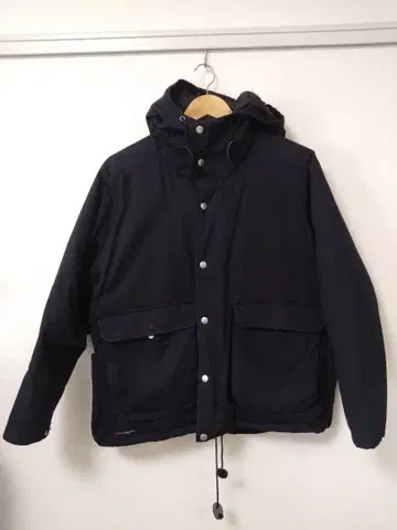 MOUNTAIN EQUIPMENT 웨이딩 다운 자켓 블랙 M 사이즈