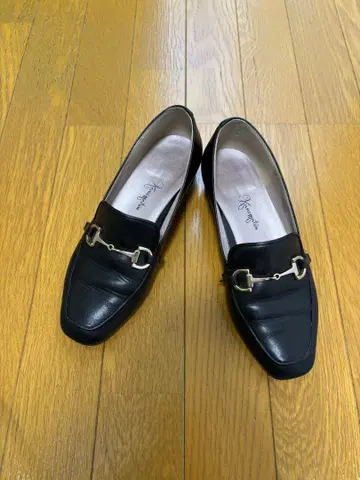 긴자 카네마츠 미스 슬렌더 로퍼 23.0cm