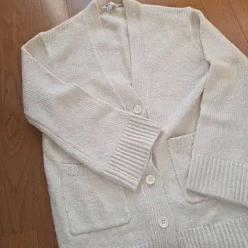 [ UNIQLO:C ] 아이보리 니트 가디건