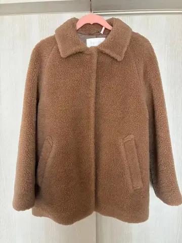 Ballsey 브라운 보아 자켓 노카라