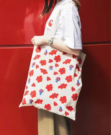 새상품 어반 리서치 미야쿠미야쿠 토트백 간사이 만박