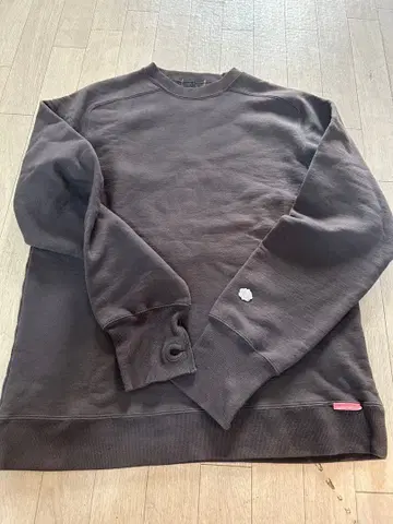 블랙 트레이닝복