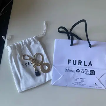 FURLA 하트형 락 키링
