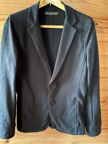 블랙 테일러드 자켓 2버튼