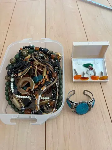 목걸이, 액세서리 다양