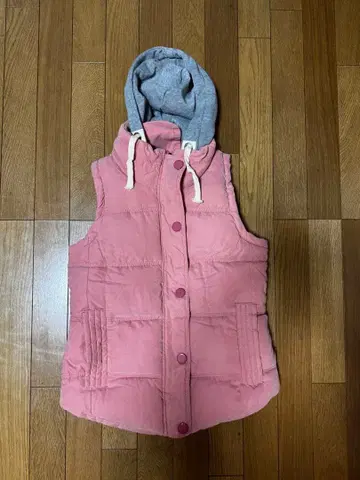 핑크 다운 베스트 그레이 후드 부착