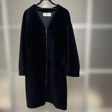 SOEJU 소주 울 보아 롱 코트 네이비 새상품급