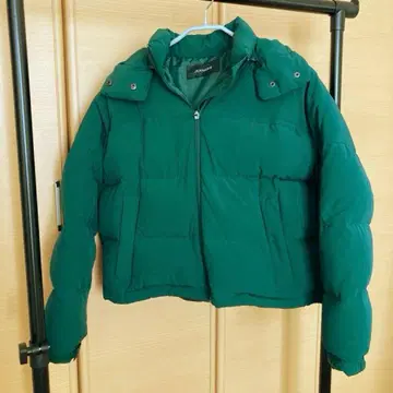 JEANASIS 숏 기장 다운 자켓 다운 지나시스 모스그린