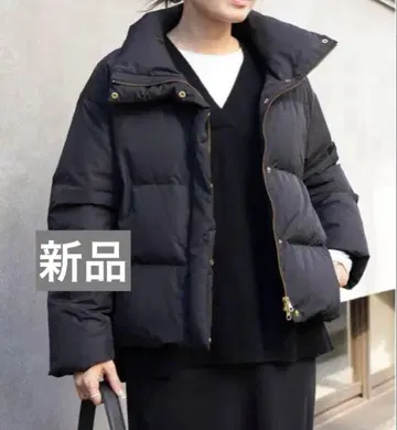 [새상품] 두지엠 클라세 Short 다운 자켓 블랙