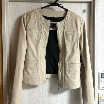 새상품급 EMPORIO ARMANI 가죽 자켓