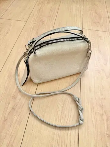 잔니 키아리니 아리파 S 숄더백 숄더 그레이지