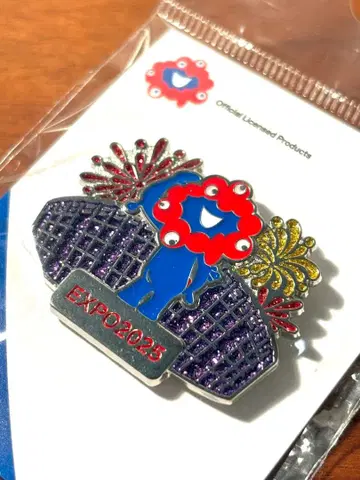 EXPO2025 만박 미야쿠미야쿠 x 대지붕 반지 핀 배지