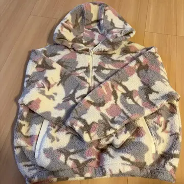 카모플라쥬 패턴 플리스 자켓 후드 부착