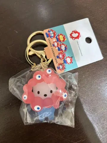 새상품 산리오 미야쿠미야쿠 콜라보 클리어 키링 포차코 오사카 만박