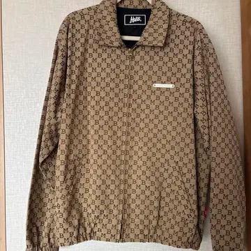 MOBB 로고 패턴 자켓 L 사이즈 베이지