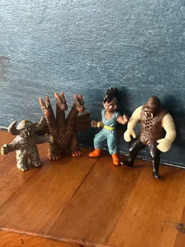 피규어 4체 세트