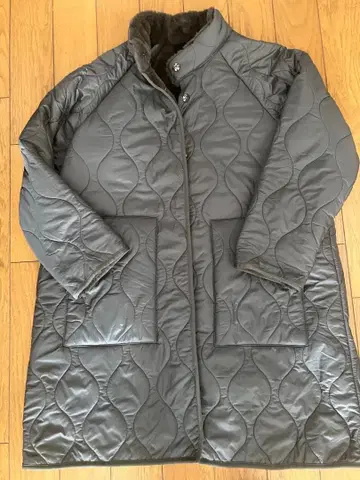 다크 그레이 퀼팅 자켓
