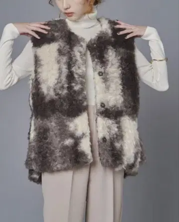 그라데이션 푸들 퍼 베스트