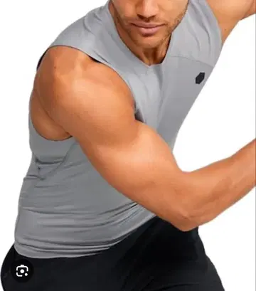 언더아머 그레이 탱크탑 M