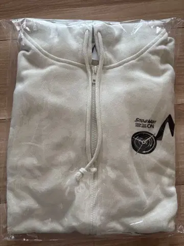 Snow Man DOME TOUR 2025-2026 후드티 L 사이즈