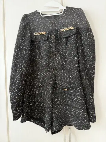 올인원 롬퍼 블랙 화이트