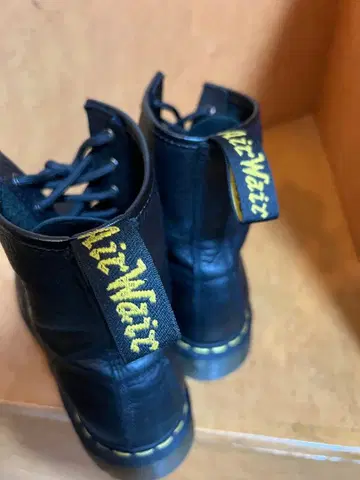 닥터 마틴 블랙 워크 부츠 9.5 US