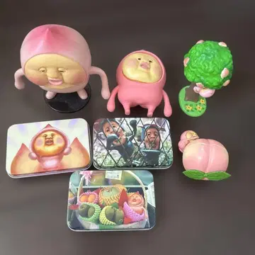 코비토즈칸 카쿠레모모지리 피규어 세트