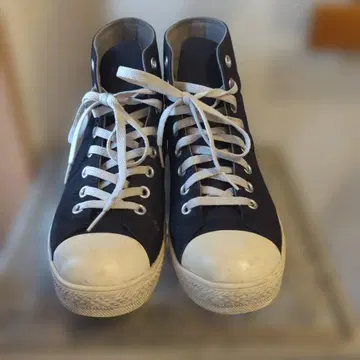 CONVERSE 블랙 하이컷 스니커즈 발수
