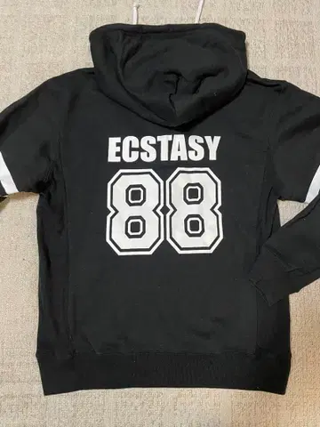 ECSTASY 후드티 대만