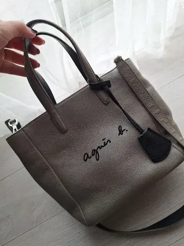 agnis b. 그레이 가죽 토트백