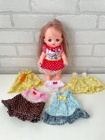 멜짱 본체 헬로키티 의류 세트