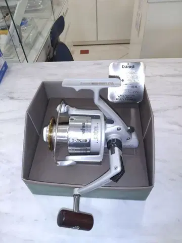 다이와 슈퍼 토너먼트 EX 스피닝 릴