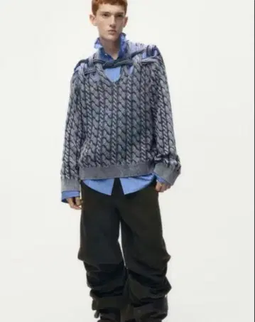 그레이 케이블 짜임 후드 부착 스웨터 글렌 마틴스