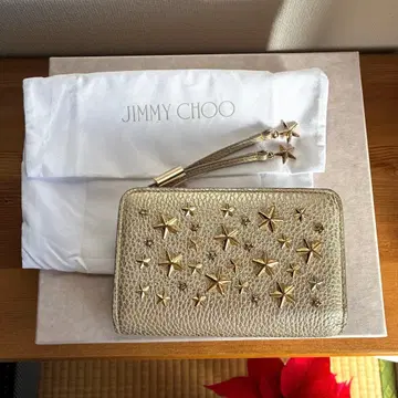 미사용 새상품 JIMMY CHOO 골드 x 골드 스터드 접이식 지갑 레어