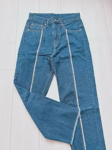 프린지 디자인 스트레이트 데님 34 사이즈