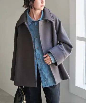 Spick & Span 모사 새틴 컬러 숏코트