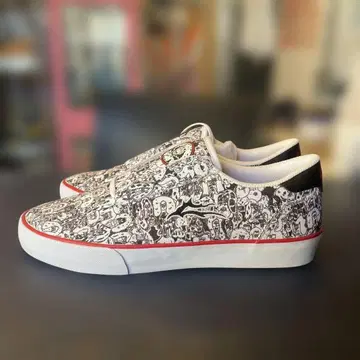 LAKAI MANCHESTER 미사용 새상품