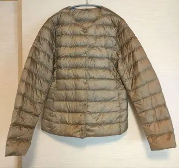 UNIQLO 울트라 라이트 다운 이너 다운 M 사이즈 골드