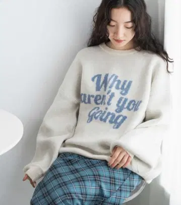 wego 플러피 로고 자카드 니트