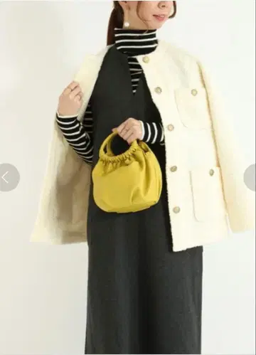 techichi 부클레 노카라 미들 자켓 화이트