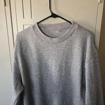 유니클로 그레이 스웨터 XL
